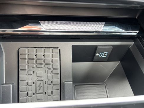 New 2025 Ford F250 Lariat w/ Lariat Ultimate Package image 18