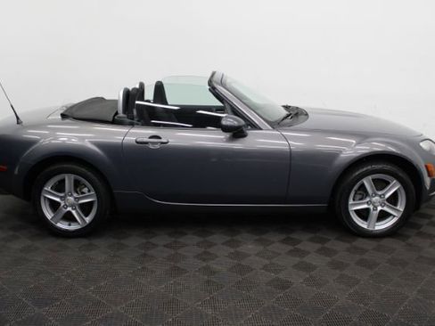 Used 2007 MAZDA MX-5 Miata Sport w/ Convenience Pkg RWD image 5