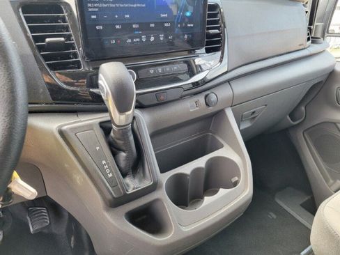 Used 2023 Ford Transit 350 XLT RWD image 19