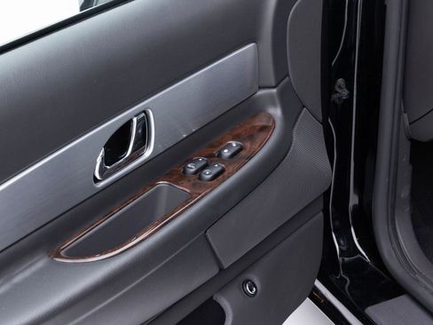 Used 2002 Ford Thunderbird image 34