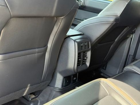 Used 2025 Ford Bronco Outer Banks AWD/4WD image 29