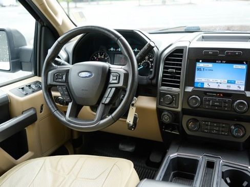 Used 2019 Ford F150 XLT w/ Equipment Group 302A Luxury image 20