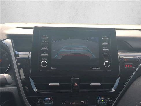 Used 2023 Toyota Camry SE FWD image 12