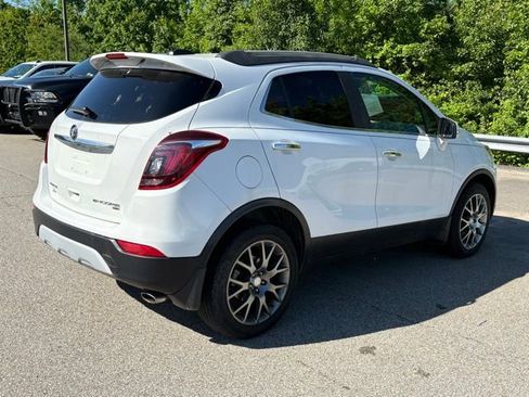 Used 2018 Buick Encore Sport Touring AWD/4WD image 5