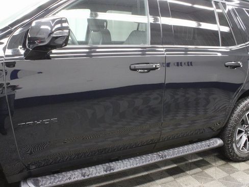 Used 2024 Chevrolet Tahoe Z71 image 47
