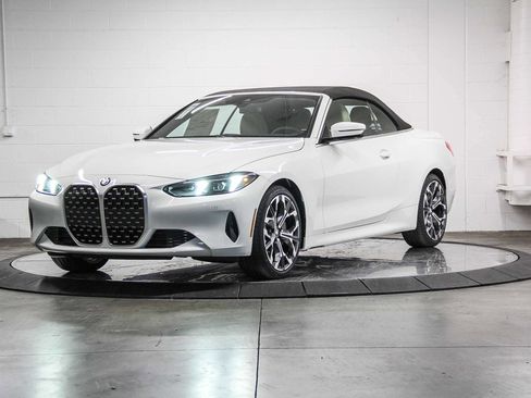 New 2026 BMW 430i Convertible image 3