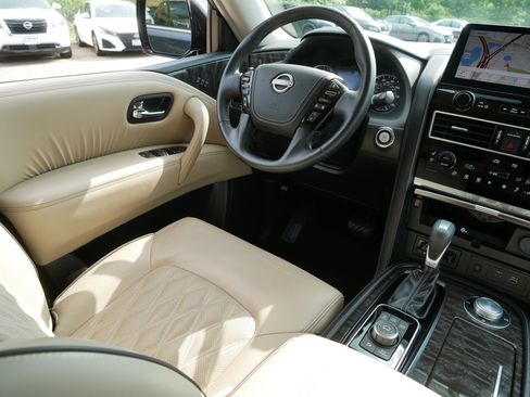Certified 2024 Nissan Armada Platinum w/ Captain's Chairs Package AWD/4WD image 9