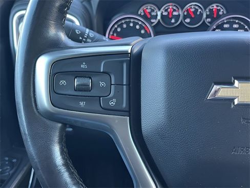 Used 2021 Chevrolet Silverado 1500 LT image 17