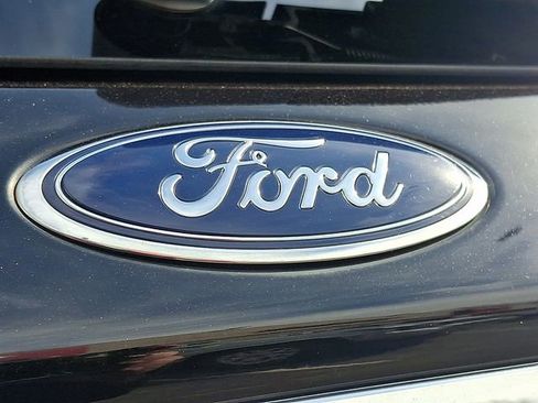 Used 2020 Ford Explorer XLT w/ Equipment Group 202A image 31