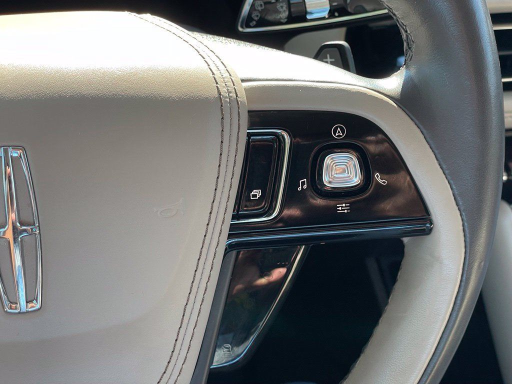 Used 2021 Lincoln Aviator Reserve w/ Elements Package Plus AWD/4WD image 14