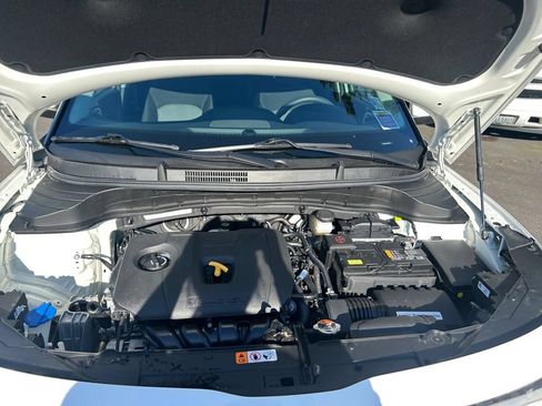 Used 2025 Kia Soul LX FWD image 29