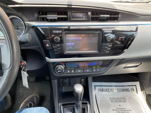 Used 2014 Toyota Corolla LE FWD image 13