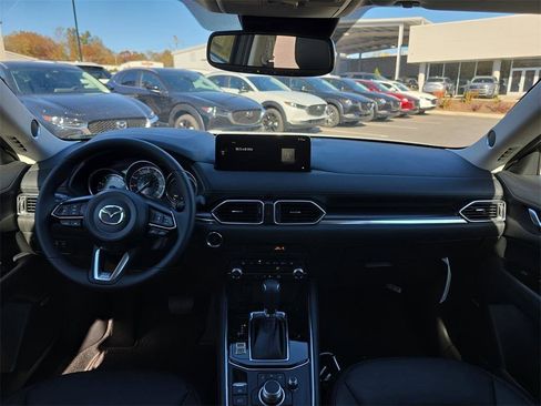New 2025 MAZDA CX-5 Carbon Edition image 13