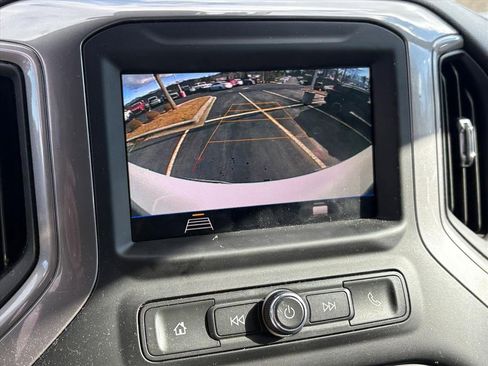 Used 2022 Chevrolet Silverado 1500 Custom w/ Safety Confidence Package image 9