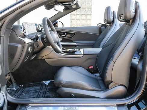 New 2025 Mercedes-Benz CLE 300 4MATIC Cabriolet image 19