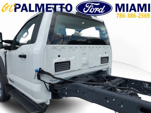 New 2024 Ford F350 XL w/ XL Chrome Package image 6