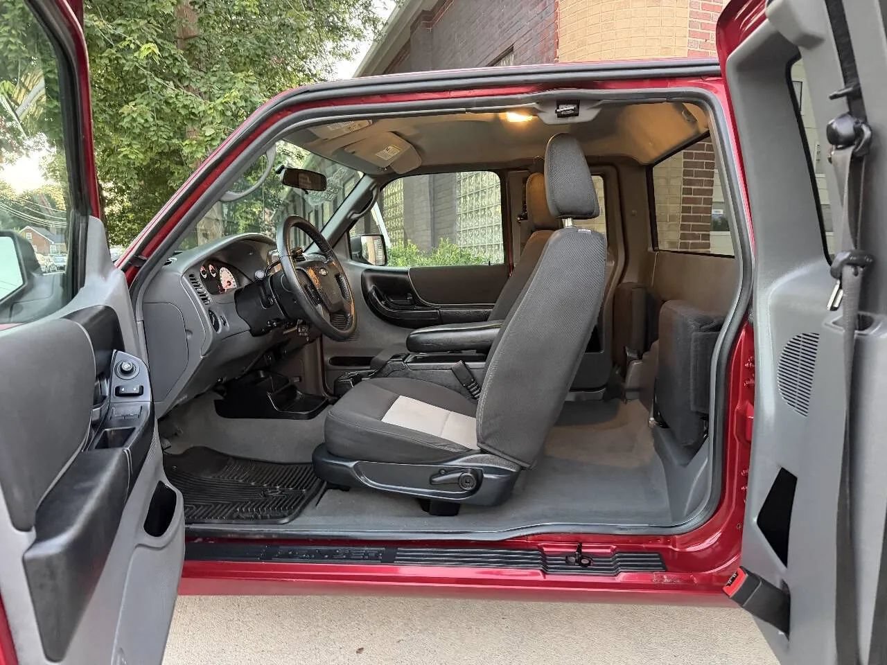 Used 2010 Ford Ranger XLT RWD image 39