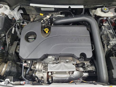 Used 2024 Chevrolet Equinox LS image 30