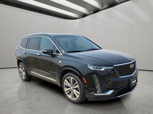 Used 2020 Cadillac XT6 Premium Luxury AWD/4WD image 7
