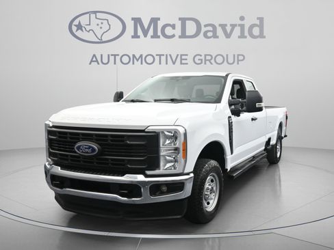 Used 2023 Ford F250 XL w/ 360-Degree Camera Package AWD/4WD image 4