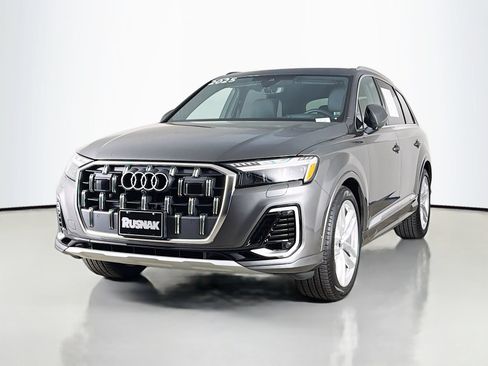 Used 2025 Audi Q7 3.0T Prestige w/ Prestige Package AWD/4WD image 3
