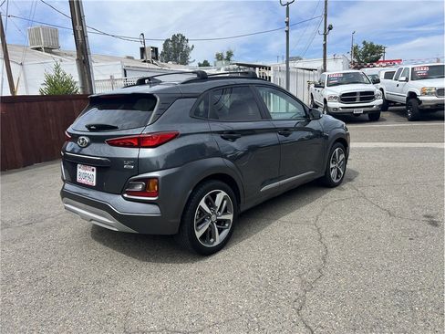 Used 2021 Hyundai Kona Limited FWD image 7