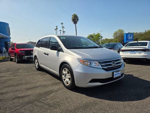 Used 2013 Honda Odyssey LX image 4