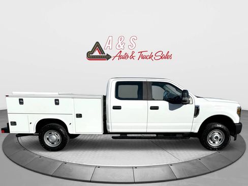 Used 2019 Ford F350 XL w/ Power Equipment Group AWD/4WD image 5