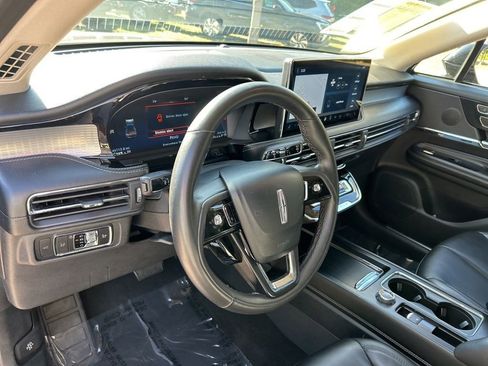 Used 2023 Lincoln Corsair Standard image 21
