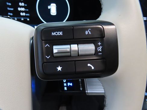 Used 2025 Hyundai Santa Fe Calligraphy image 13