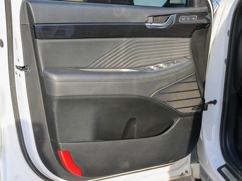 Used 2023 Hyundai Palisade Calligraphy w/ Winter Package image 10