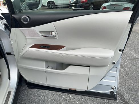 Used 2011 Lexus RX 350 AWD w/ Premium Pkg image 18