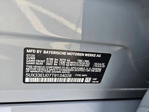 New 2026 BMW X5 M60i w/ Climate Comfort Package image 17