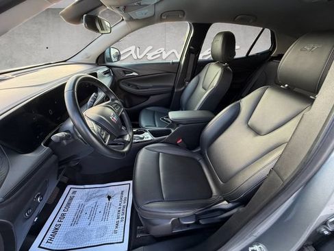 Used 2024 Buick Encore GX Sport Touring AWD/4WD image 19
