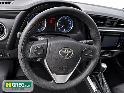 Used 2019 Toyota Corolla LE FWD image 11