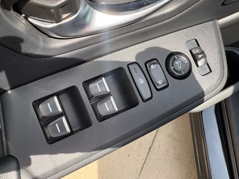 Used 2023 Honda Pilot EX-L image 12