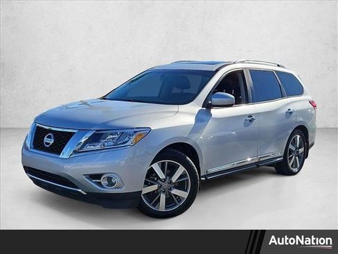 Used 2015 Nissan Pathfinder Platinum w/ Cargo Package image 1