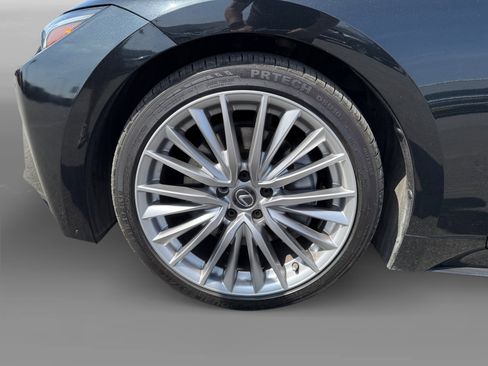 Used 2022 Lexus IS 300 w/ Premium Package RWD image 9