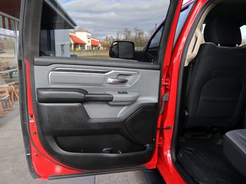 Used 2019 RAM 1500 Big Horn AWD/4WD image 17