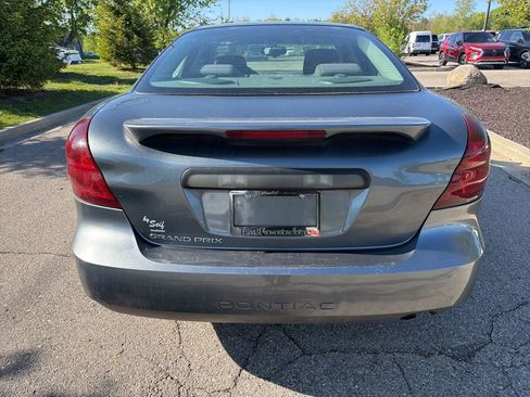 Used 2005 Pontiac Grand Prix w/ Drivers Plus Package FWD image 4