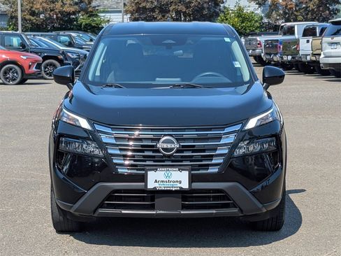 Used 2024 Nissan Rogue SV image 8