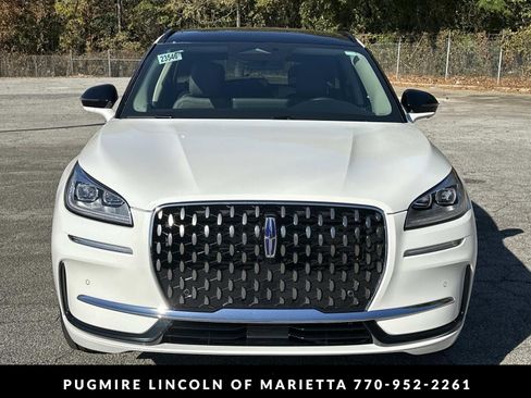 New 2026 Lincoln Corsair Grand Touring AWD/4WD image 2