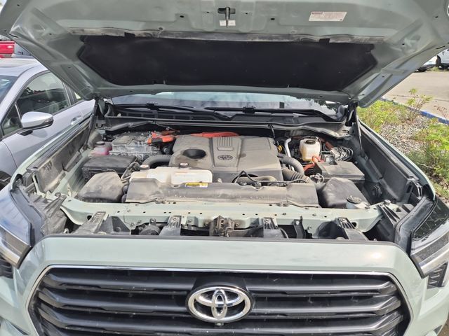 Used 2025 Toyota Sequoia SR5 w/ SR5 Premium Package AWD/4WD image 24