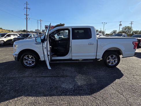 Used 2016 Ford F150 XLT w/ Equipment Group 301A Mid image 9