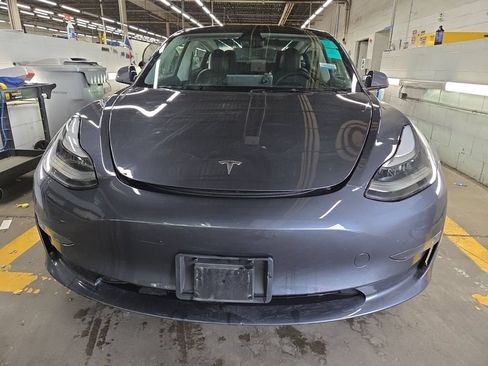 Used 2023 Tesla Model 3 Standard Range RWD image 2