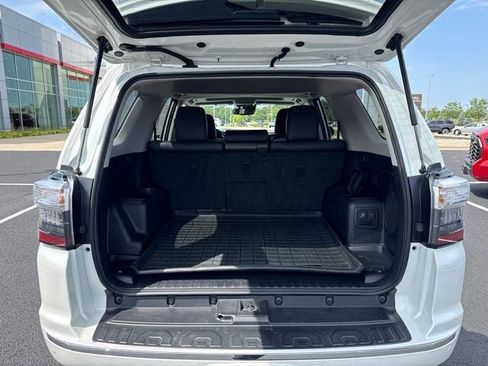 Used 2022 Toyota 4Runner Limited AWD/4WD image 15