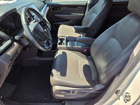 Used 2019 Honda Odyssey Elite image 10