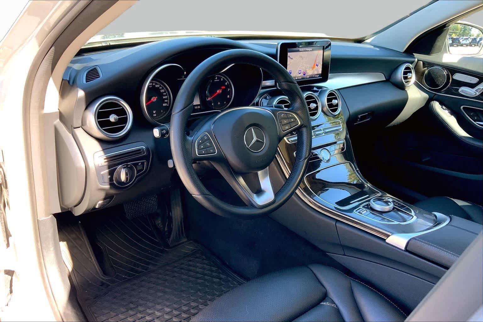 Used 2018 Mercedes-Benz C 300 4MATIC Sedan image 18