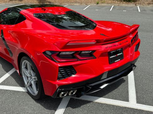 Used 2023 Chevrolet Corvette Stingray Premium Cpe w/ Z51 Performance Package RWD image 21