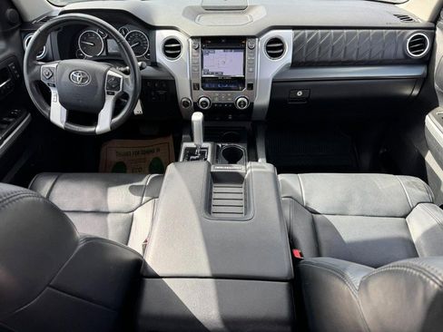 Used 2017 Toyota Tundra image 10